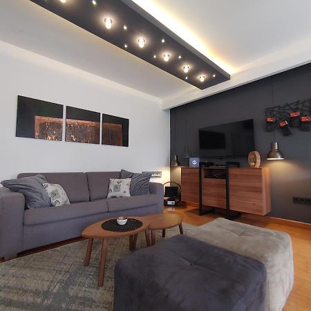 Zagreb Lodge Apartment Buitenkant foto