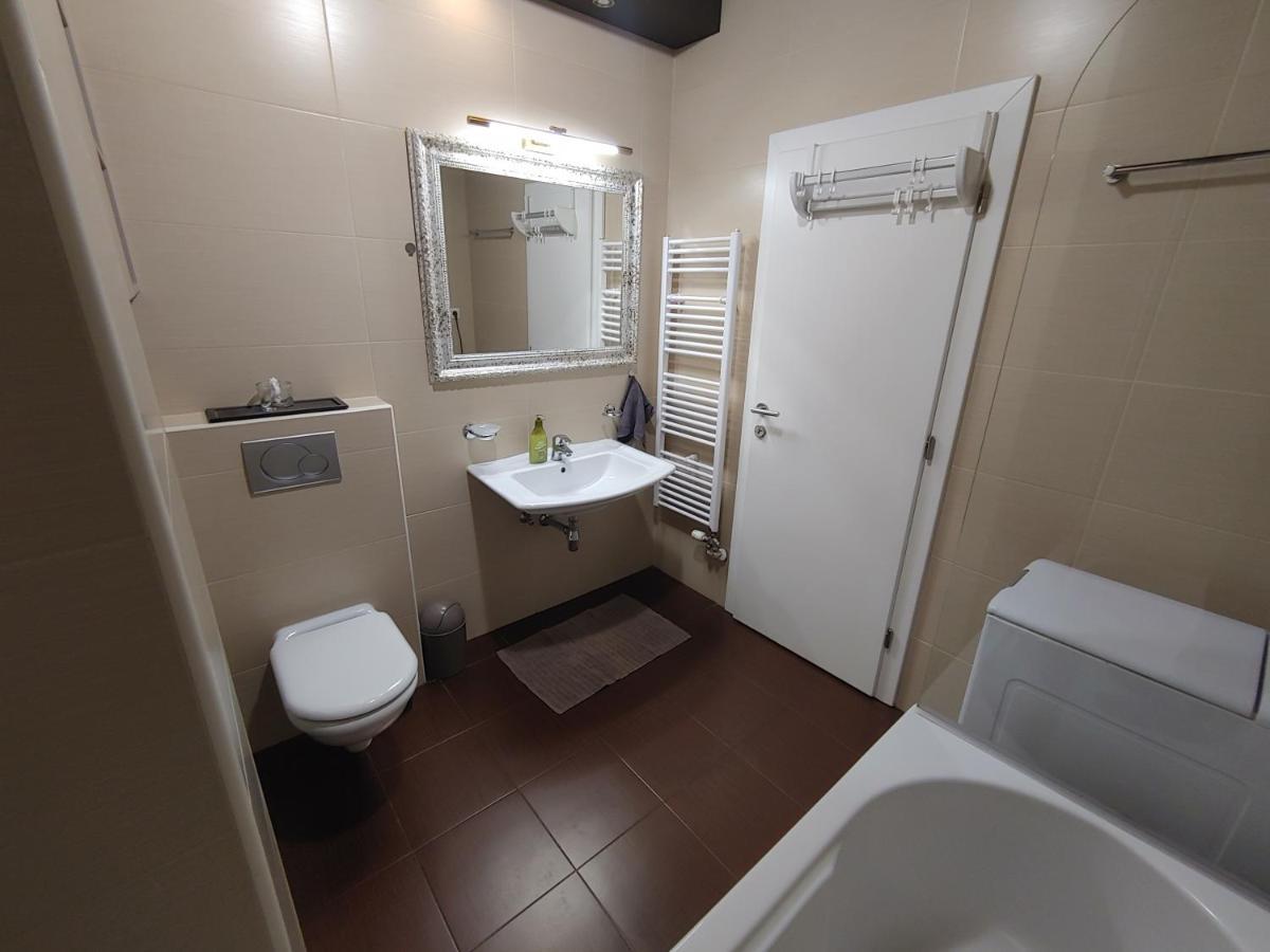 Zagreb Lodge Apartment Buitenkant foto